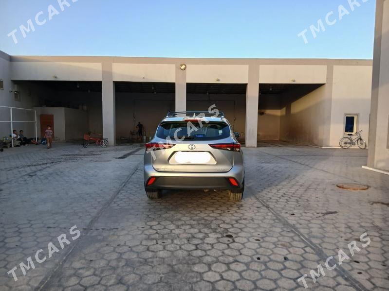 Toyota Highlander 2024 - 500 000 TMT - Wekilbazar - img 4