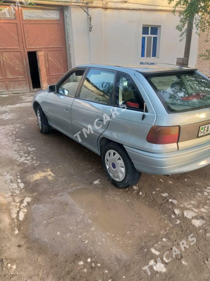 Opel Astra 1992 - 28 000 TMT - Кёнеургенч - img 4