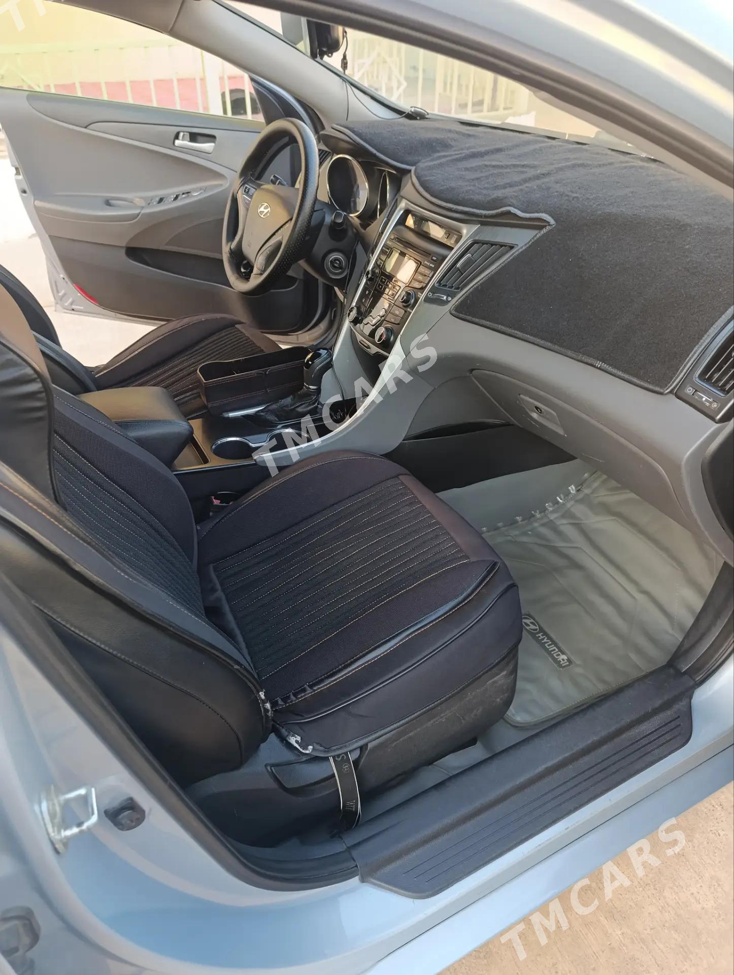 Hyundai Sonata 2013 - 155 000 TMT - Daşoguz - img 4