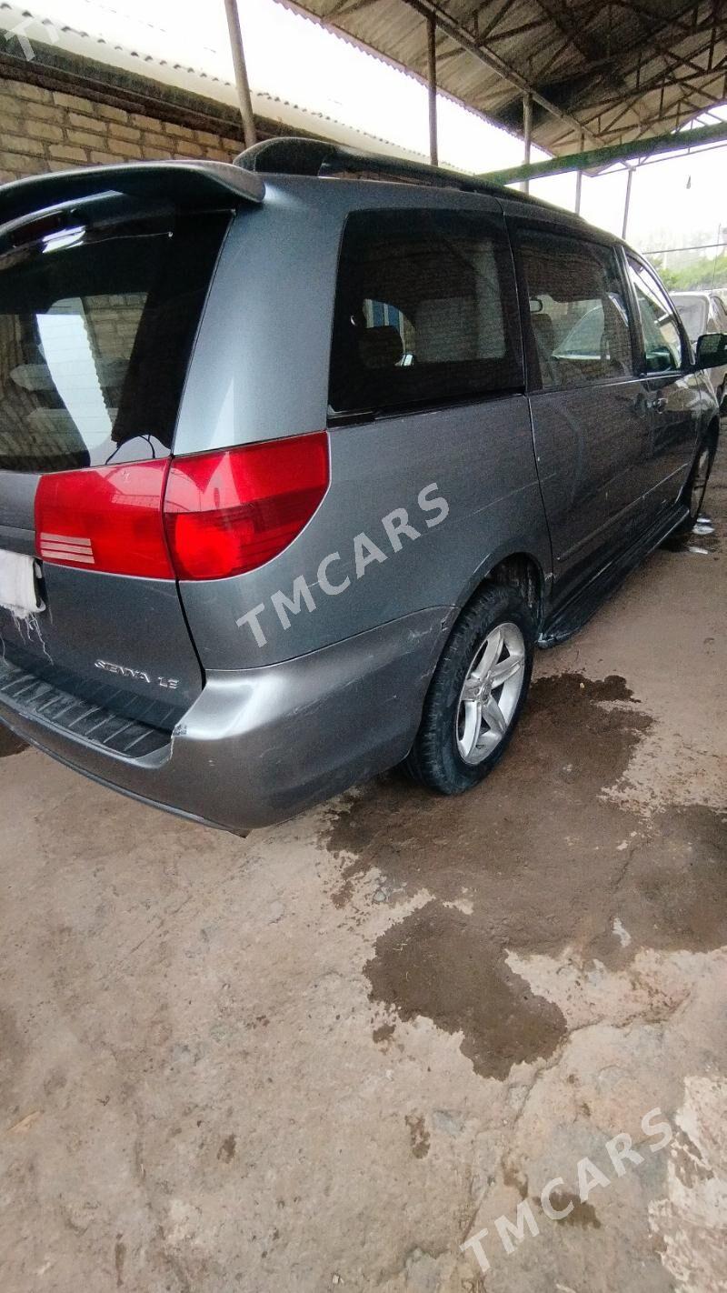 Toyota Sienna 2004 - 200 000 TMT - Мары - img 1