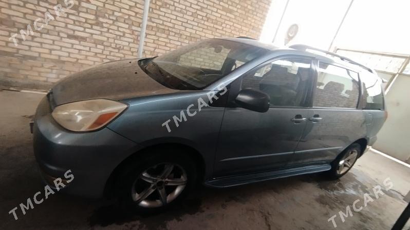Toyota Sienna 2004 - 200 000 TMT - Мары - img 3