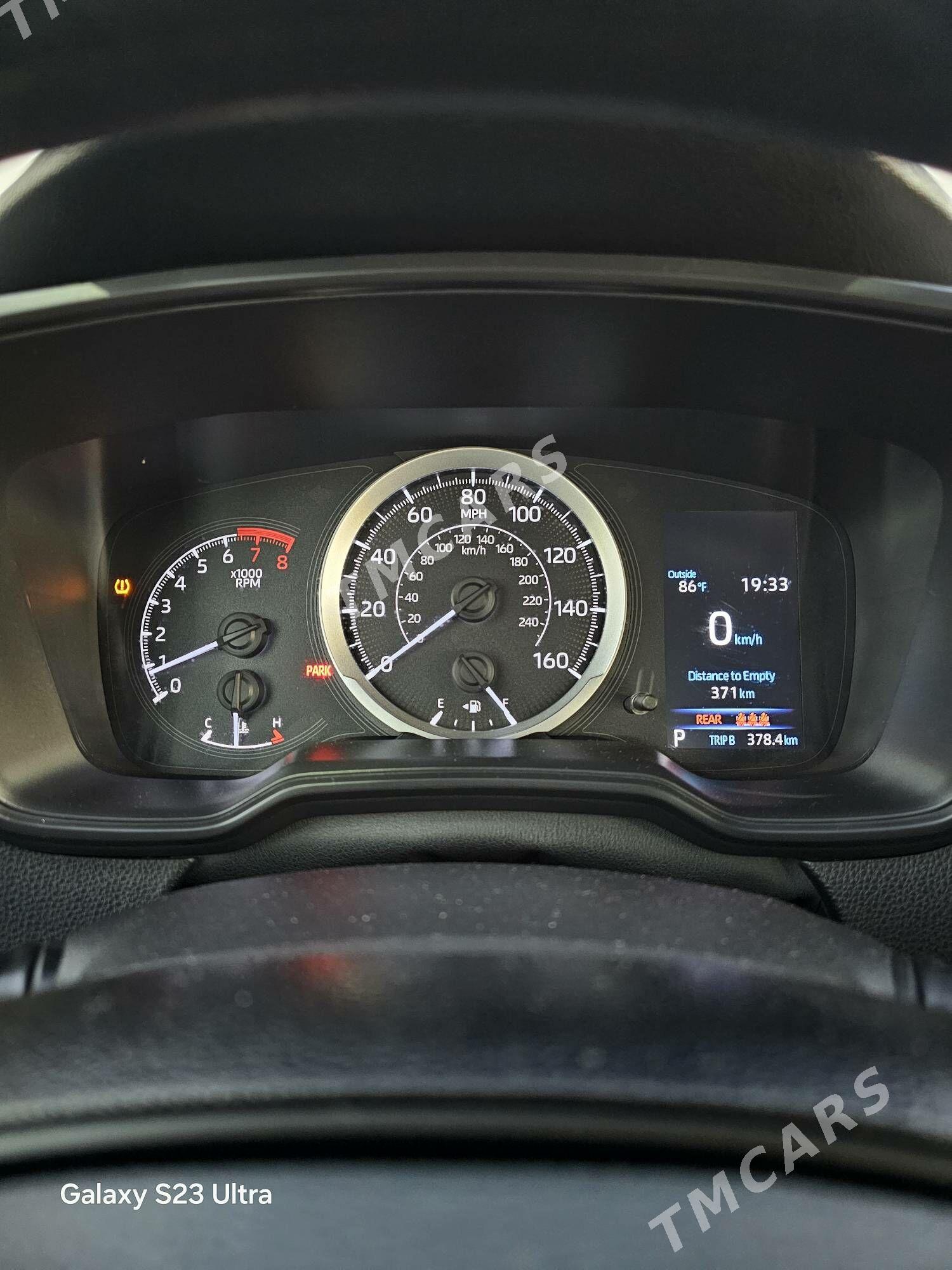 Toyota Corolla 2019 - 250 000 TMT - Дашогуз - img 8