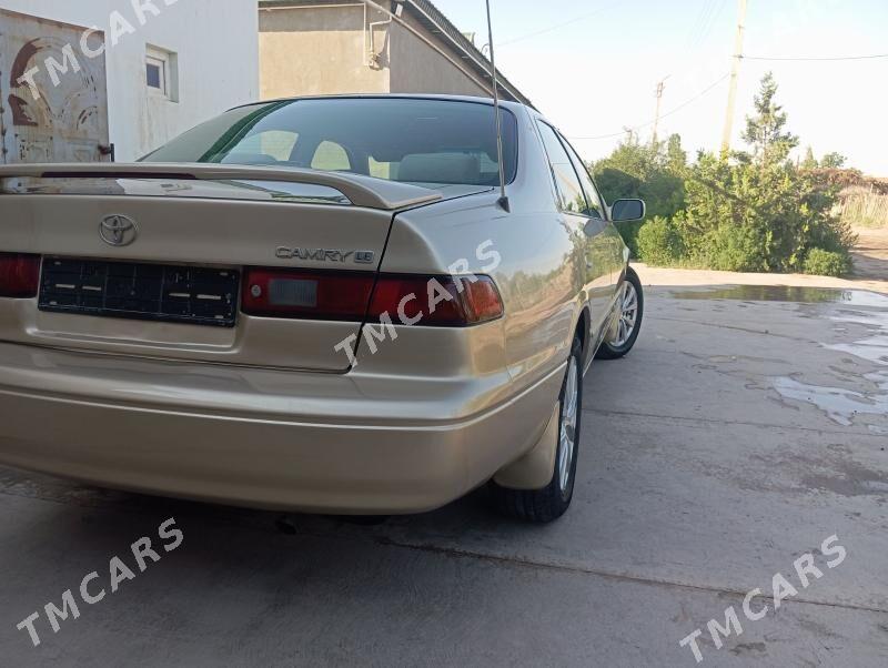 Toyota Camry 1997 - 134 000 TMT - Köneürgenç - img 2