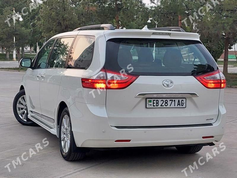 Toyota Sienna 2017 - 700 000 TMT - Aşgabat - img 8
