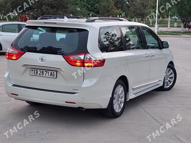 Toyota Sienna 2017 - 700 000 TMT - Aşgabat - img 4