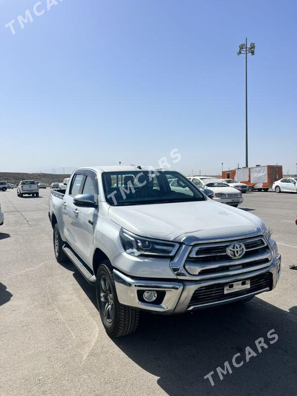 Toyota Hilux 2025 - 692 500 TMT - Ашхабад - img 2