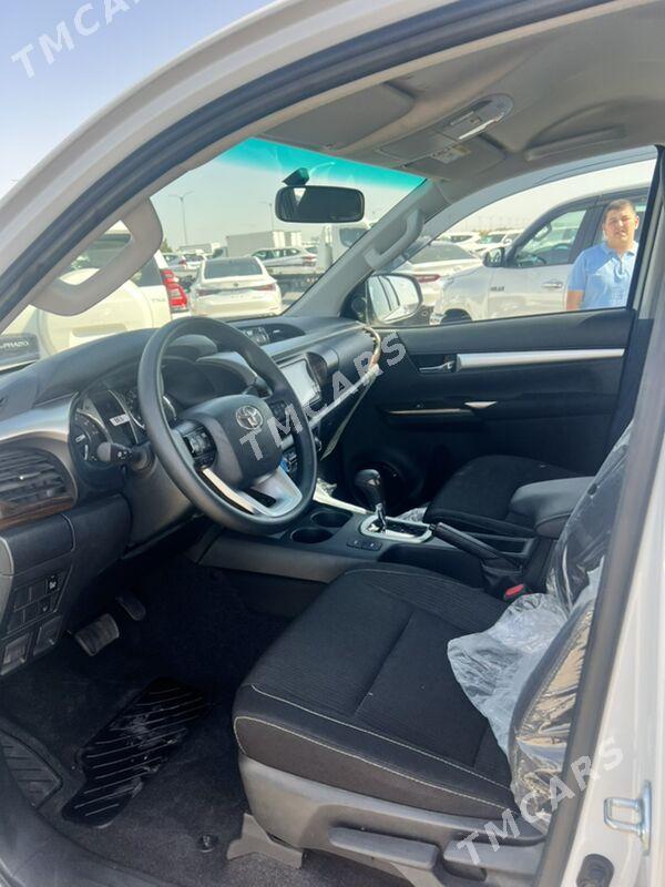 Toyota Hilux 2025 - 692 500 TMT - Ашхабад - img 5