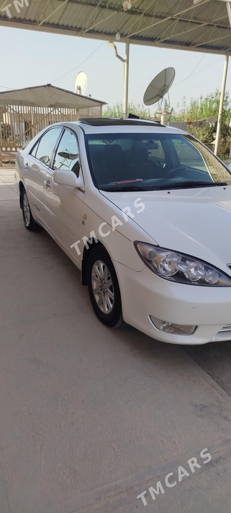 Toyota Camry 2003 - 175 000 TMT - Мургап - img 3