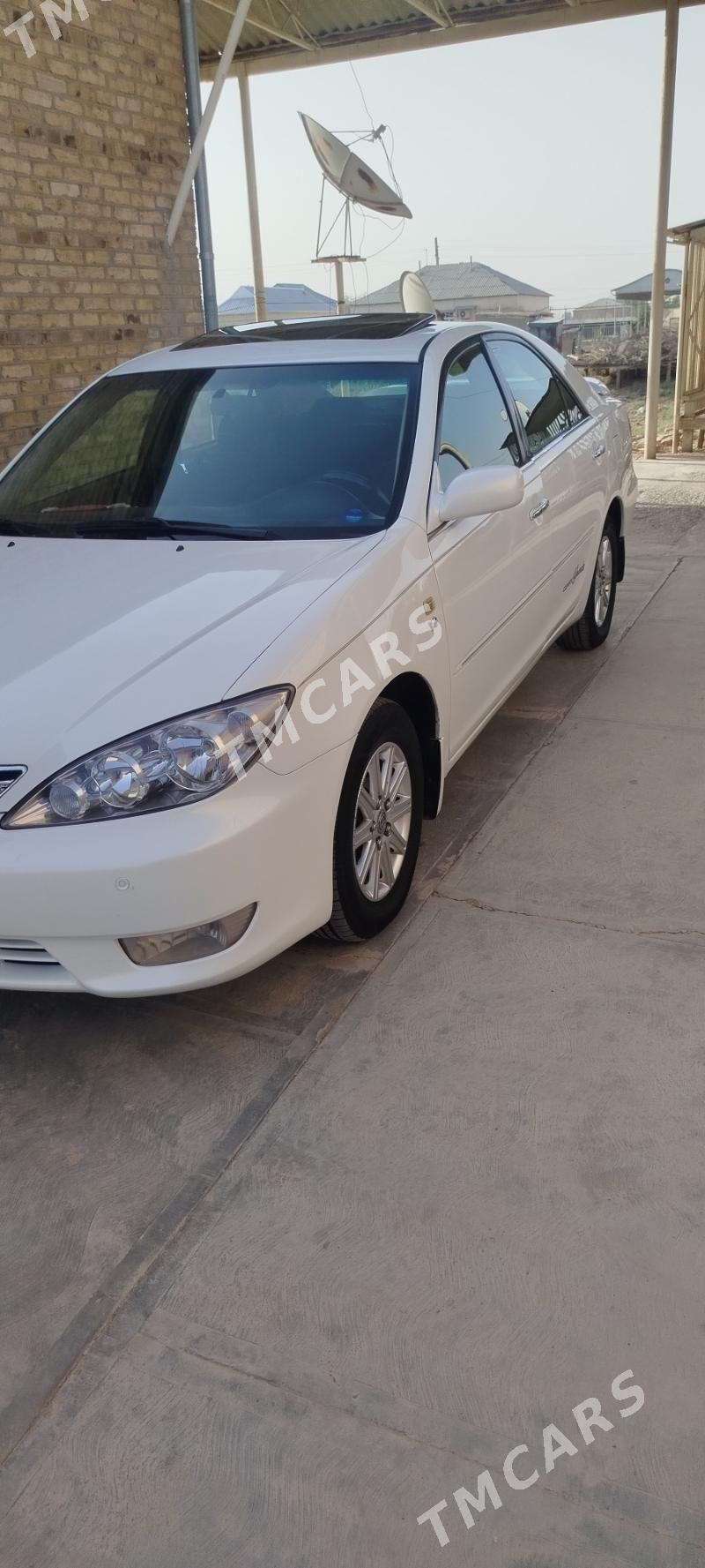 Toyota Camry 2003 - 175 000 TMT - Мургап - img 2