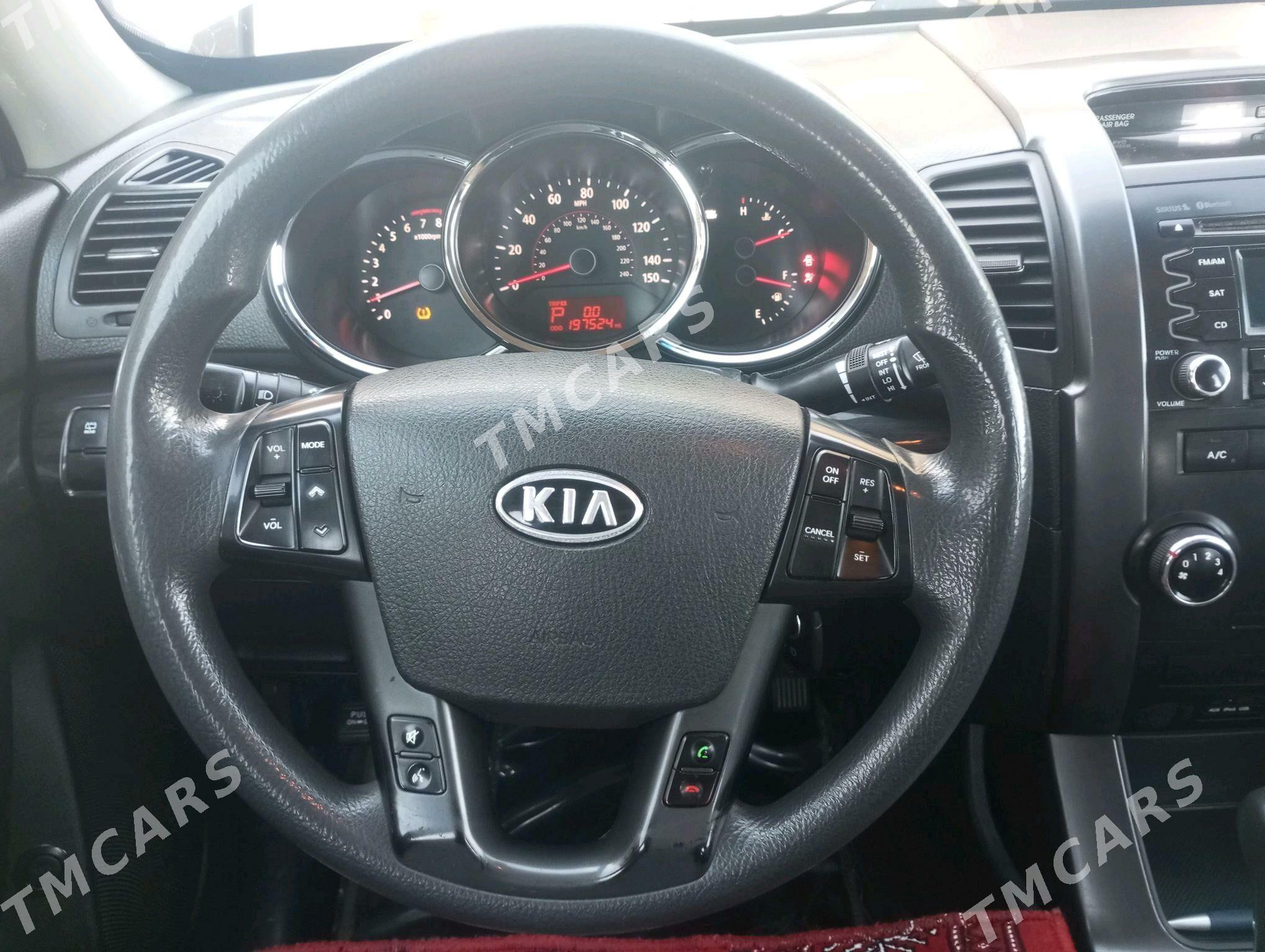 Kia Sorento 2011 - 180 000 TMT - Мары - img 2
