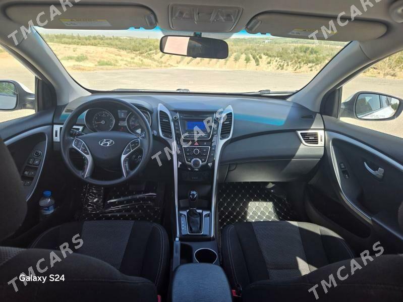 Hyundai Elantra 2016 - 165 000 TMT - ул. Подвойского (Битарап Туркменистан шаёлы) - img 6