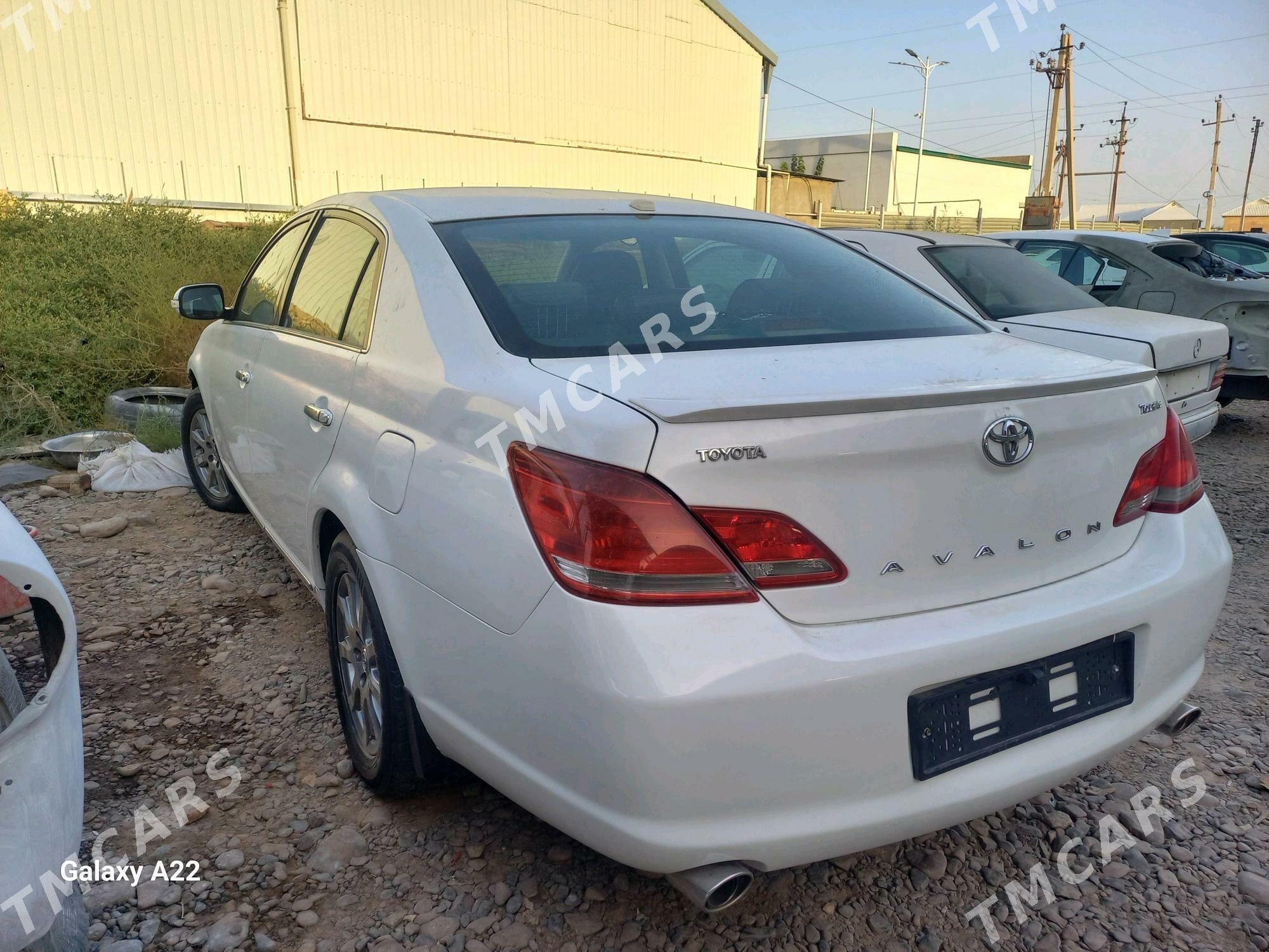 Toyota Avalon 2005 - 150 000 TMT - Байрамали - img 3