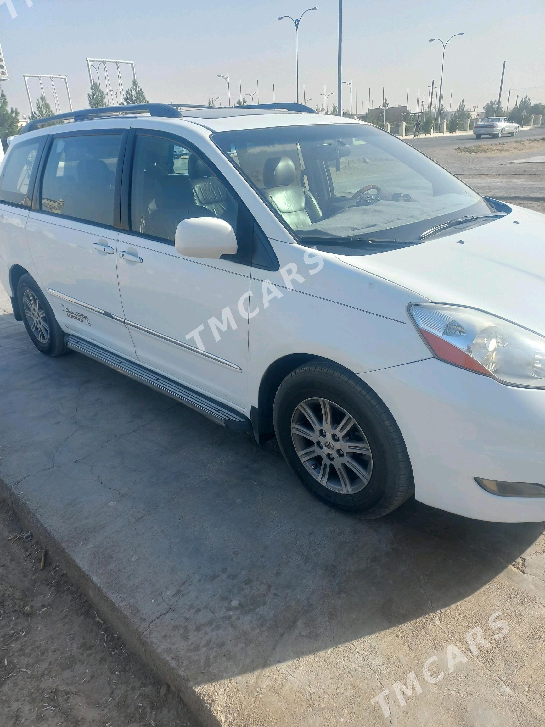 Toyota Sienna 2006 - 240 000 TMT - Türkmenabat - img 3