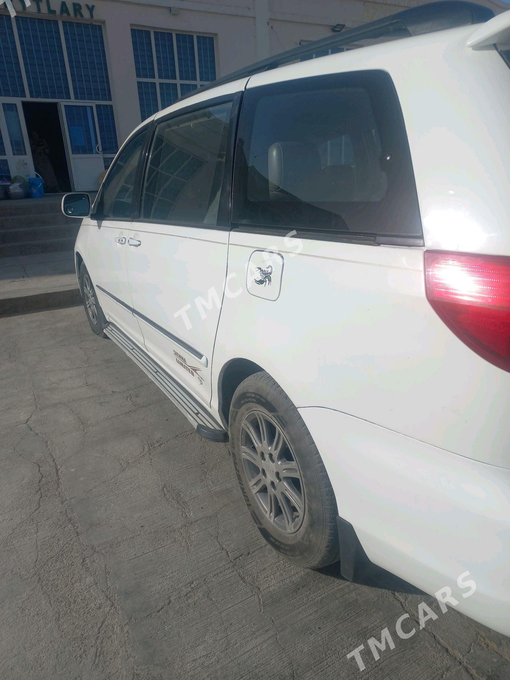 Toyota Sienna 2006 - 240 000 TMT - Türkmenabat - img 10