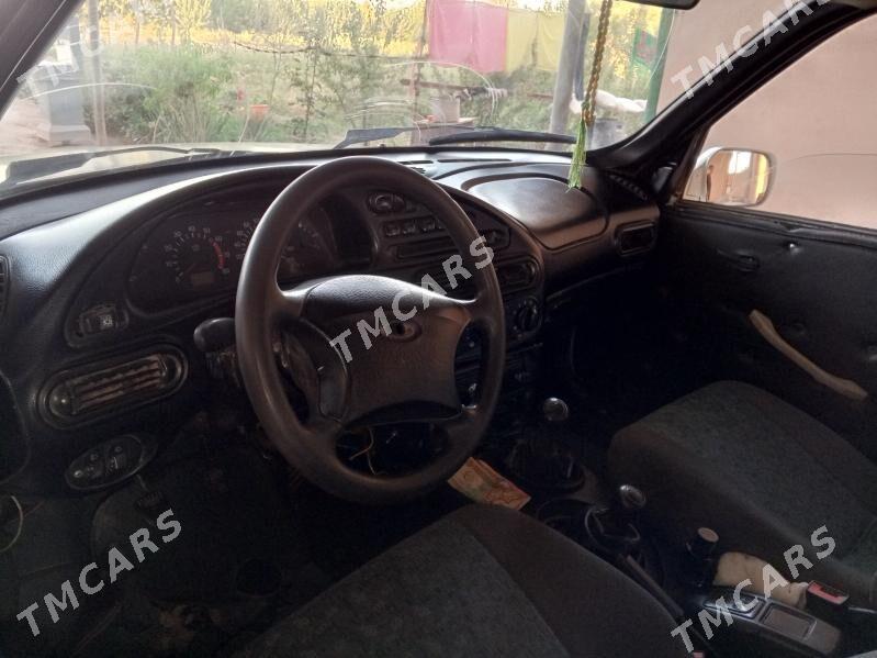 Chevrolet Niva 2006 - 55 000 TMT - Гороглы (Тагта) - img 5