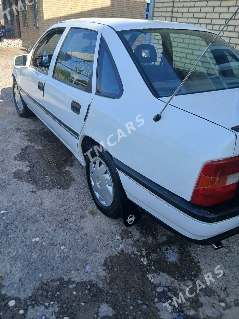 Opel Vectra 1992 - 30 000 TMT - Ak bugdaý etraby - img 2