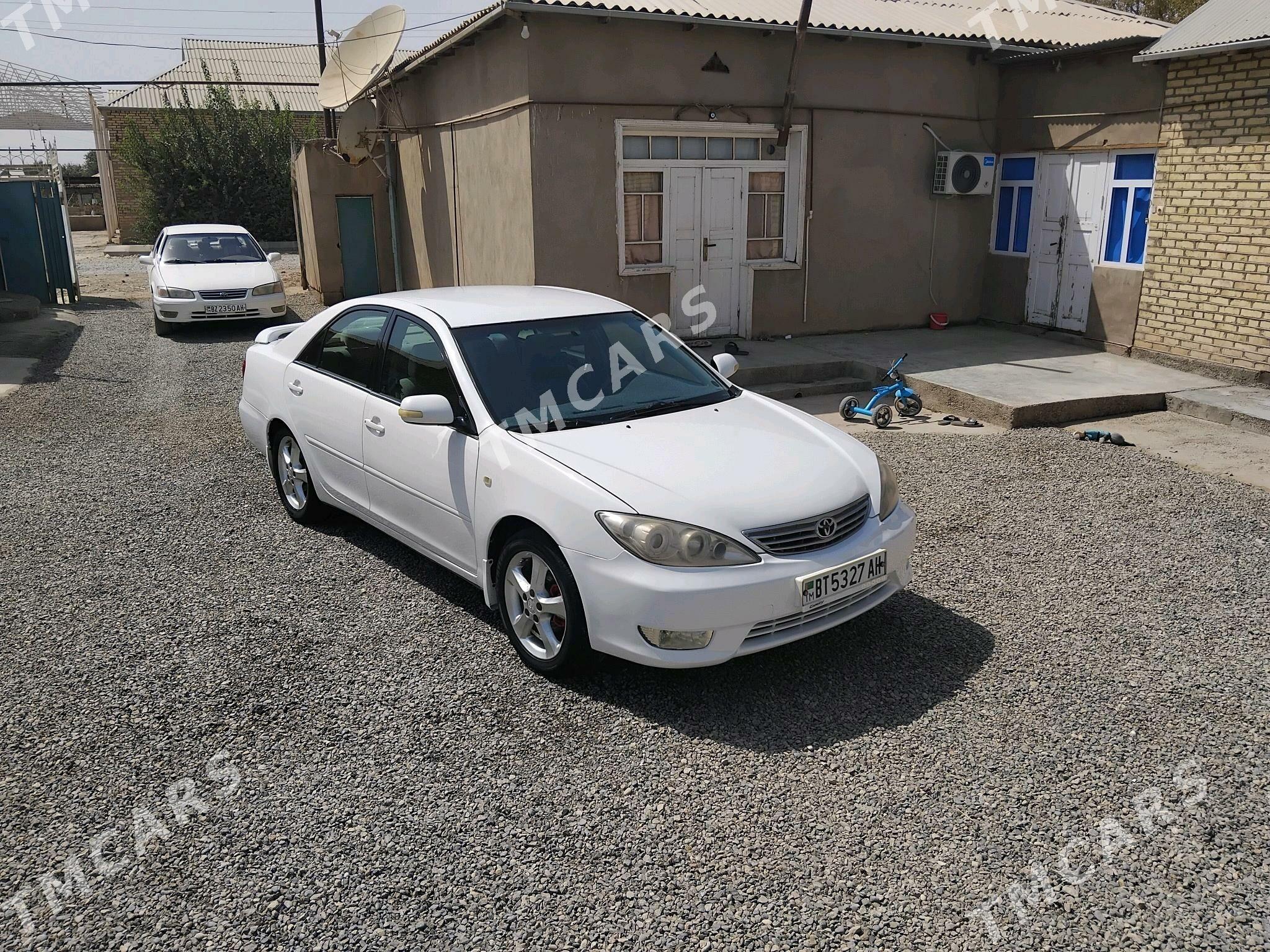 Toyota Camry 2002 - 135 000 TMT - Бабадайхан - img 2
