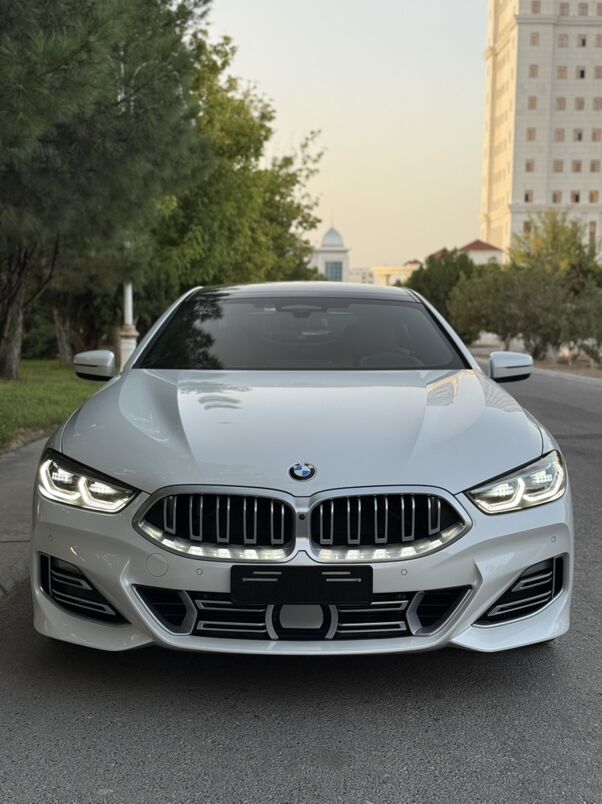 BMW 8 Series Gran Coupe 2023 - 1 170 000 TMT - 14-nji tapgyr (Sowhozny köç) - img 10
