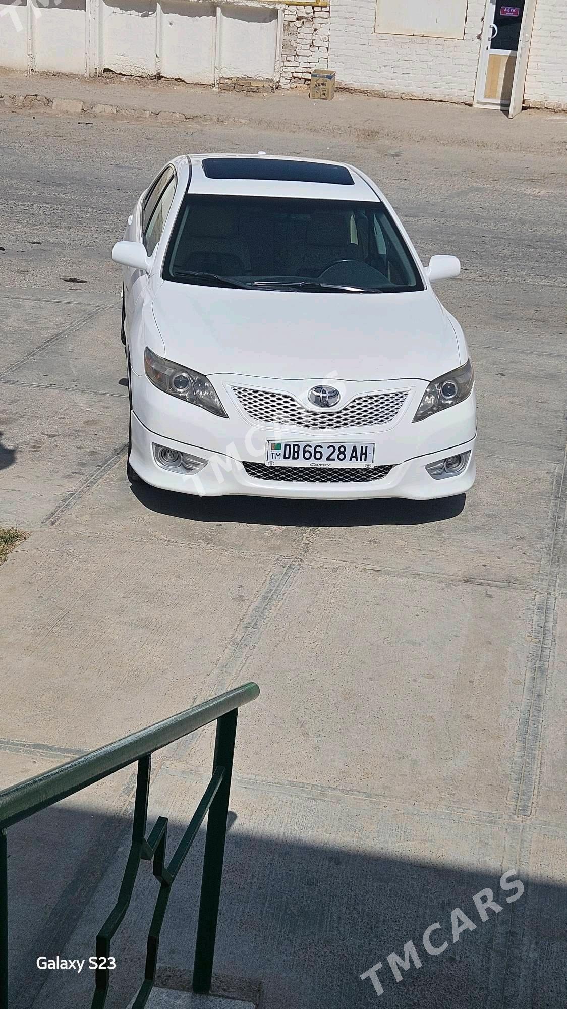 Toyota Camry 2010 - 185 000 TMT - Tejen - img 2