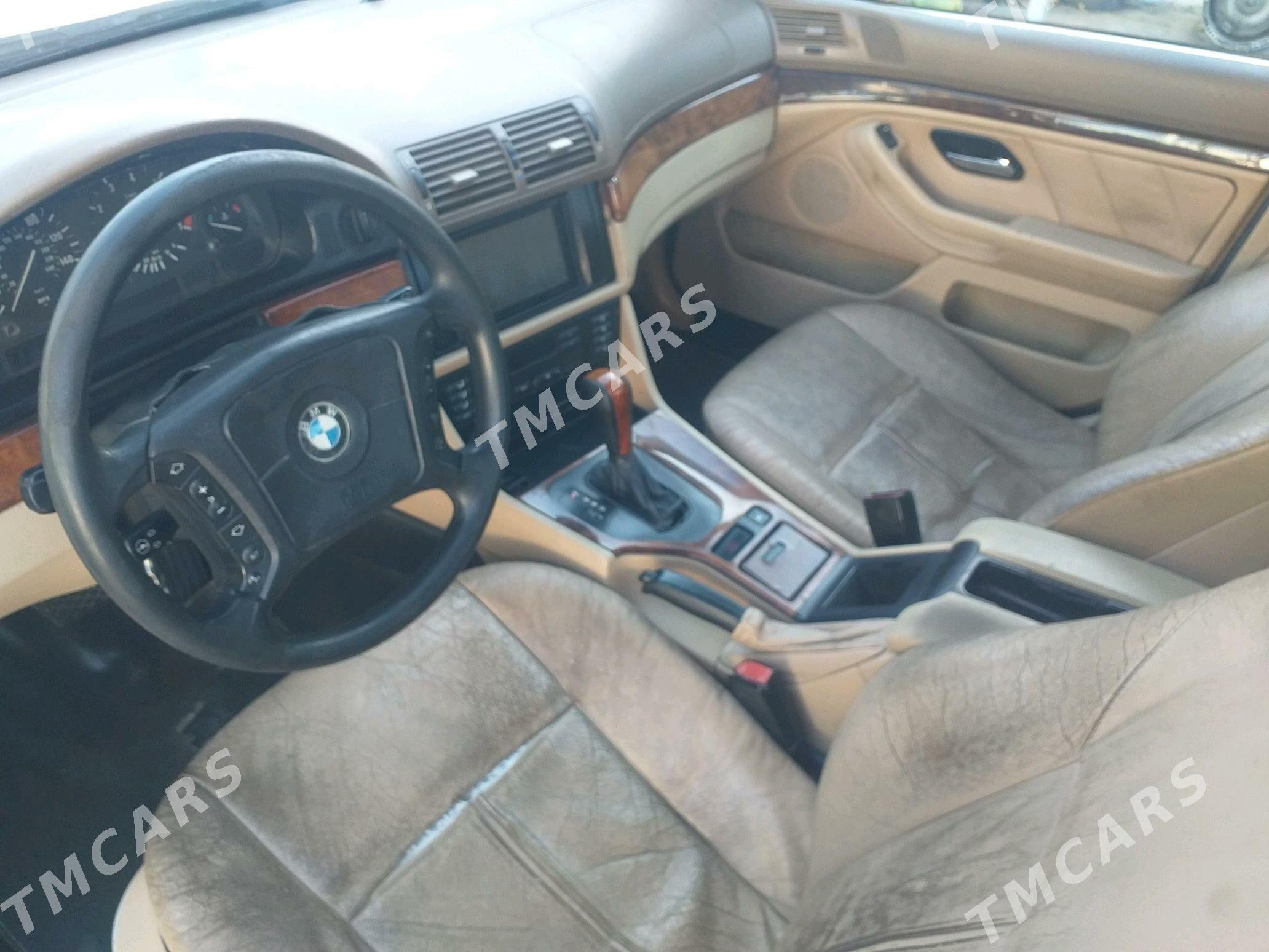 BMW E39 2003 - 105 000 TMT - Kaka - img 9