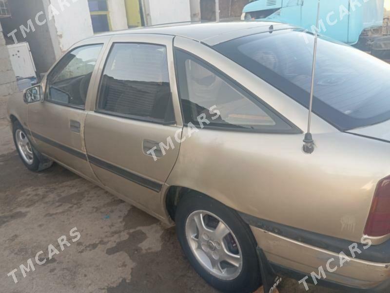 Opel Vectra 1990 - 20 000 TMT - Magtymguly - img 2