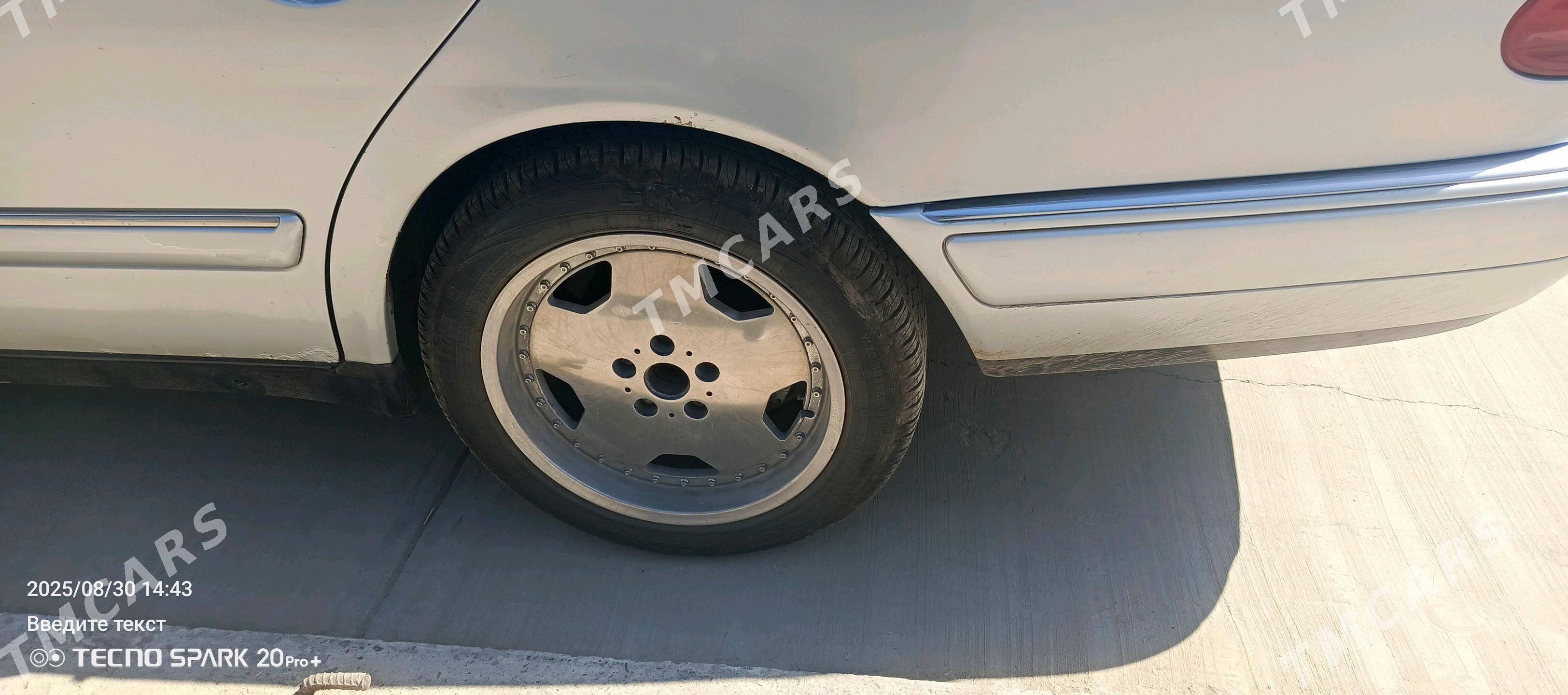 Mercedes-Benz E420 1996 - 48 000 TMT - Мары - img 3
