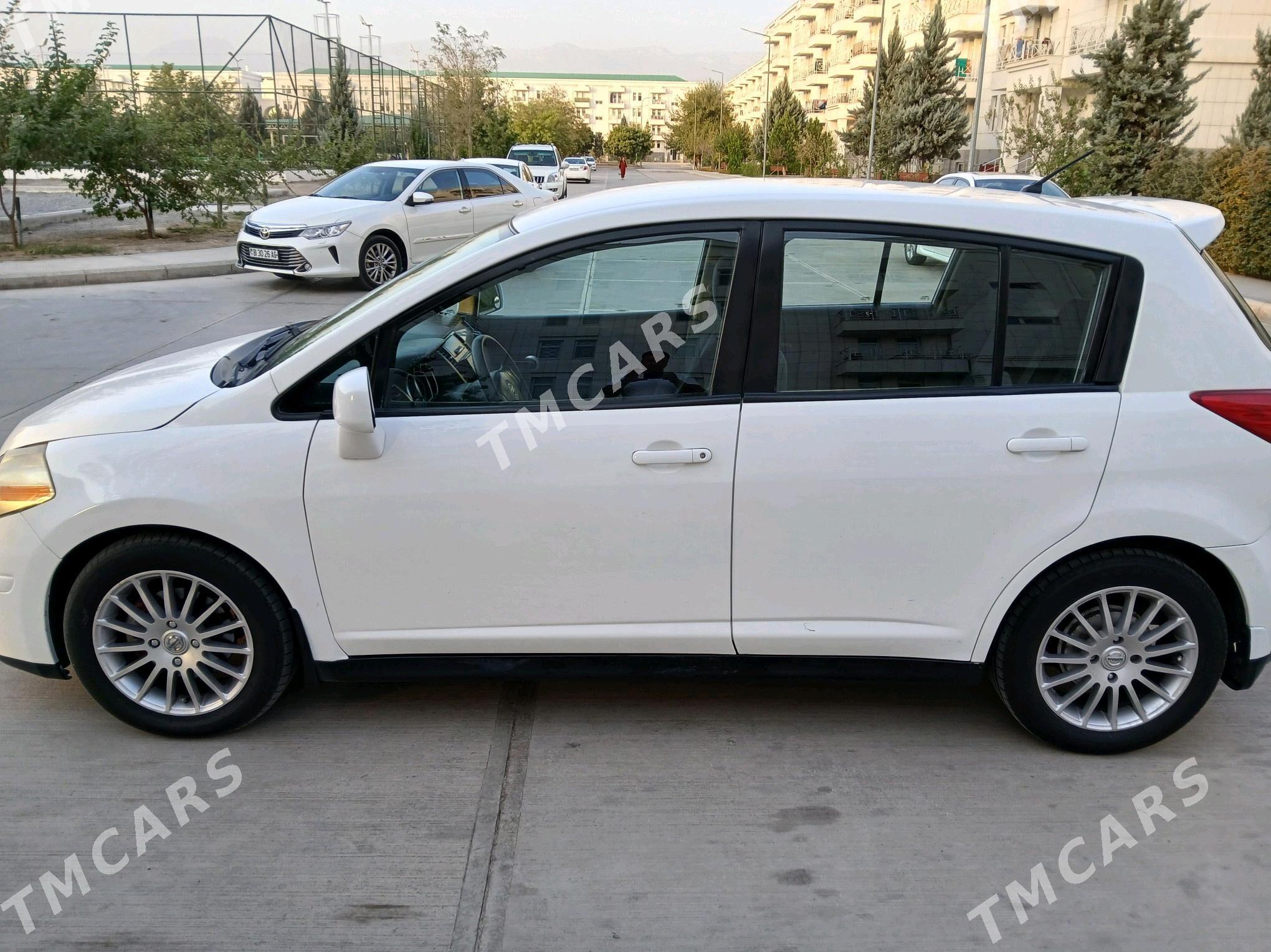 Nissan Versa 2010 - 130 000 TMT - 2 mkr - img 2