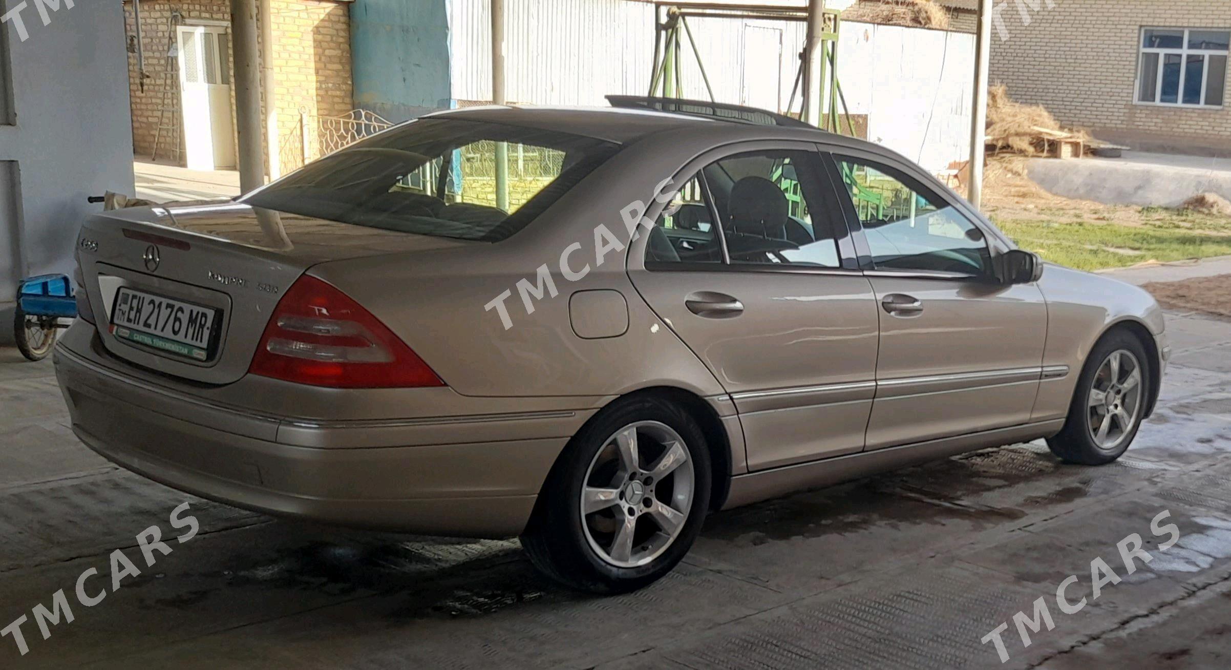 Mercedes-Benz C-Class 2001 - 97 000 TMT - Мары - img 8