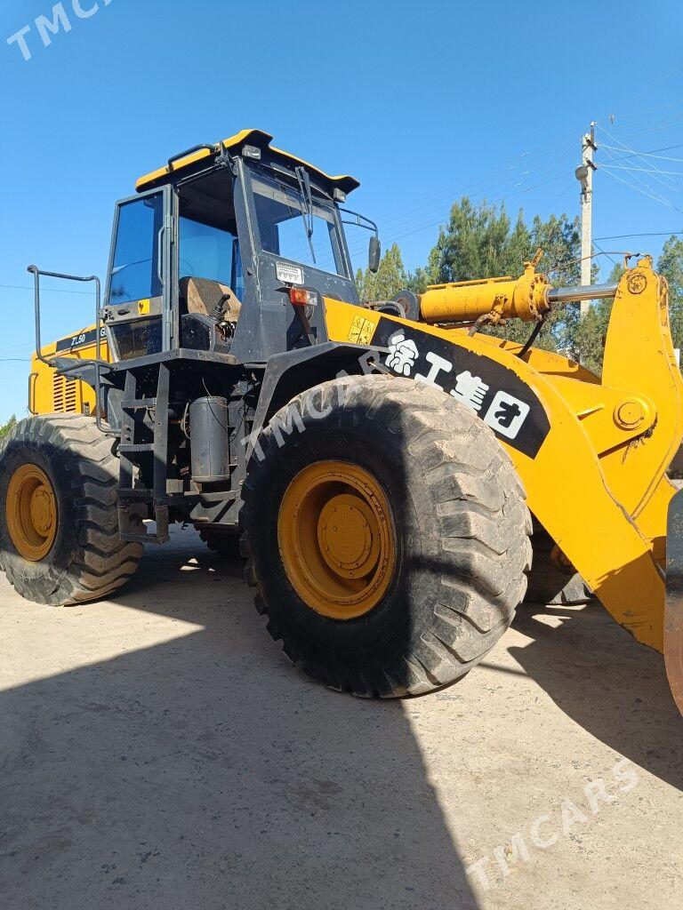XCMG ZL50 2011 - 400 000 TMT - Garabekewül - img 2