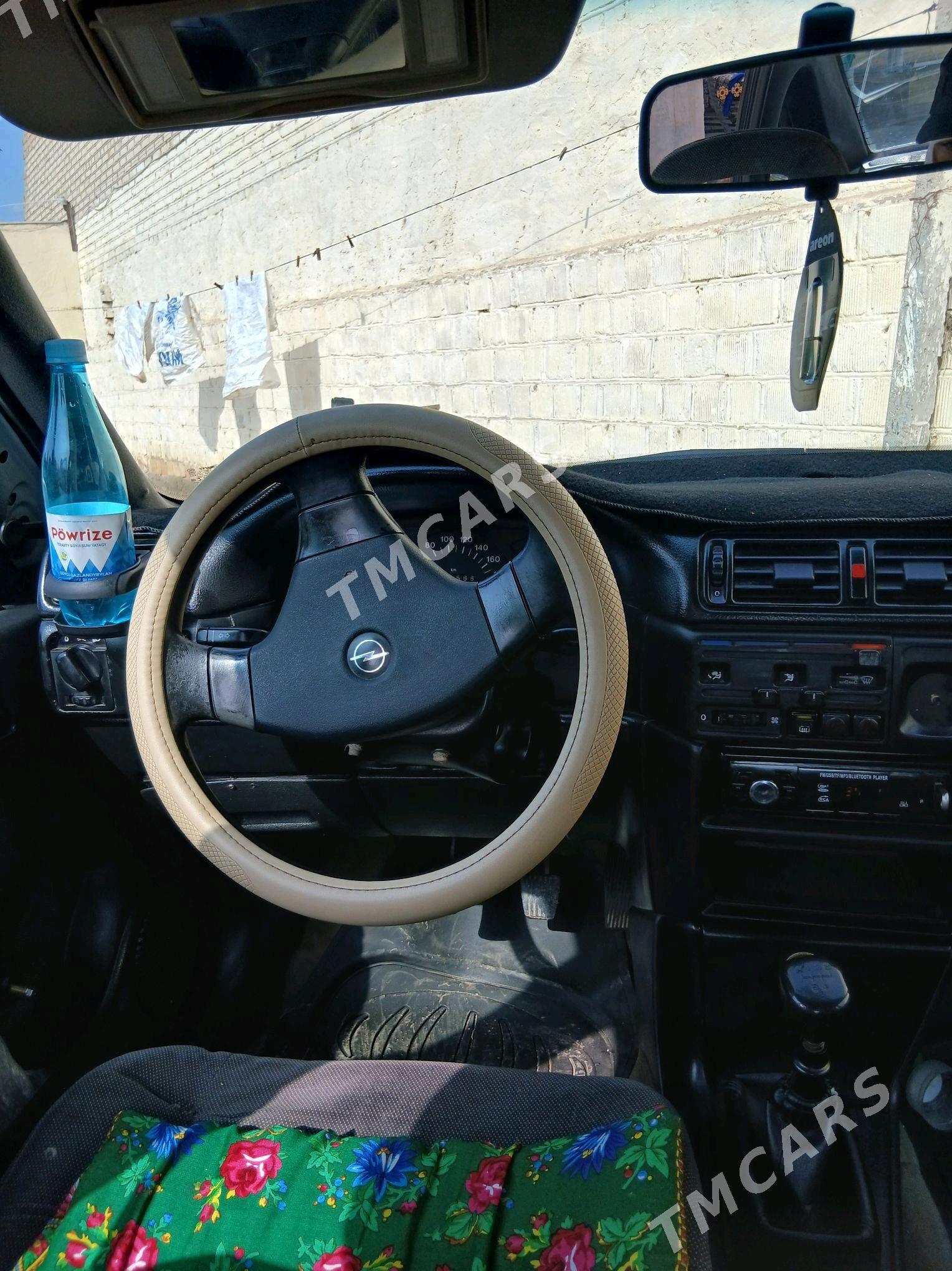 Opel Vectra 1992 - 30 000 TMT - Ak bugdaý etraby - img 7