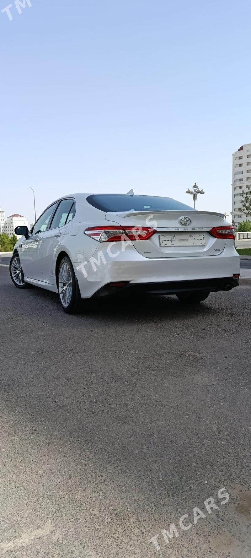 Toyota Camry 2019 - 288 000 TMT - 11 mkr - img 2