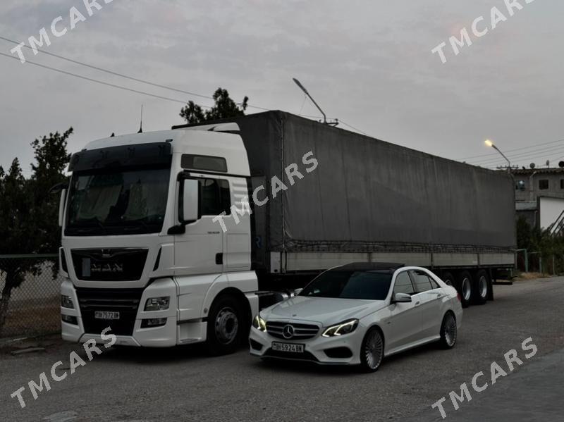 Mercedes-Benz E300 2010 - 400 000 TMT - Balkanabat - img 4