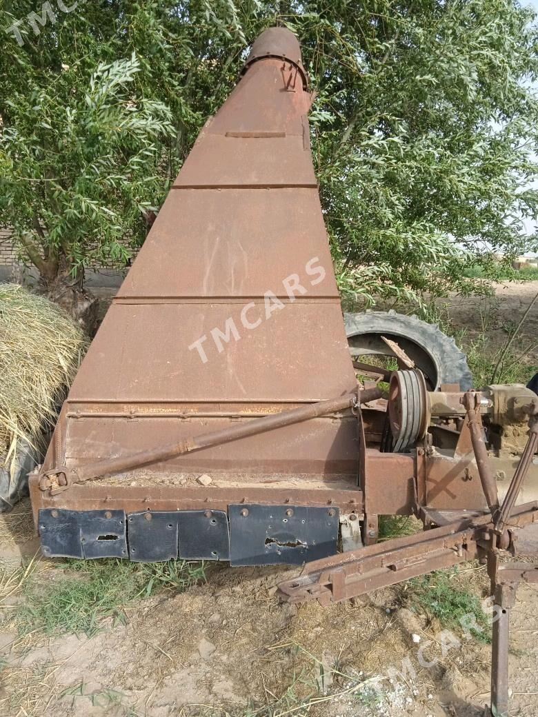 MTZ T-28 1982 - 60 000 TMT - Mary - img 2