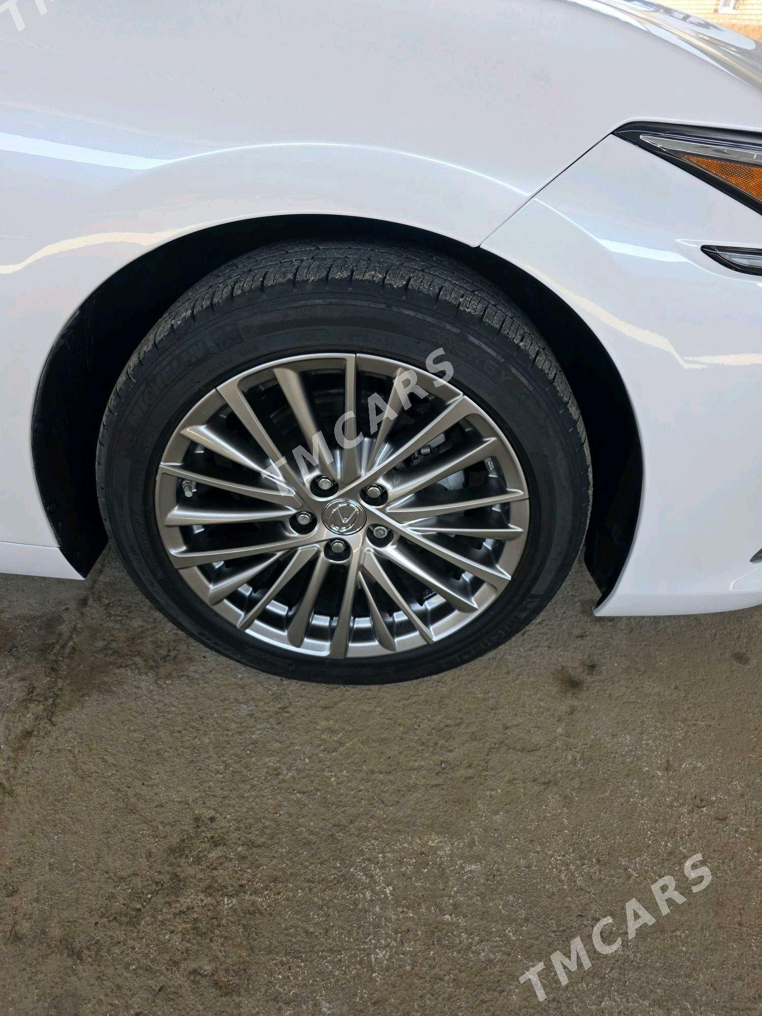 Lexus ES 350 2022 - 500 000 TMT - Мары - img 6