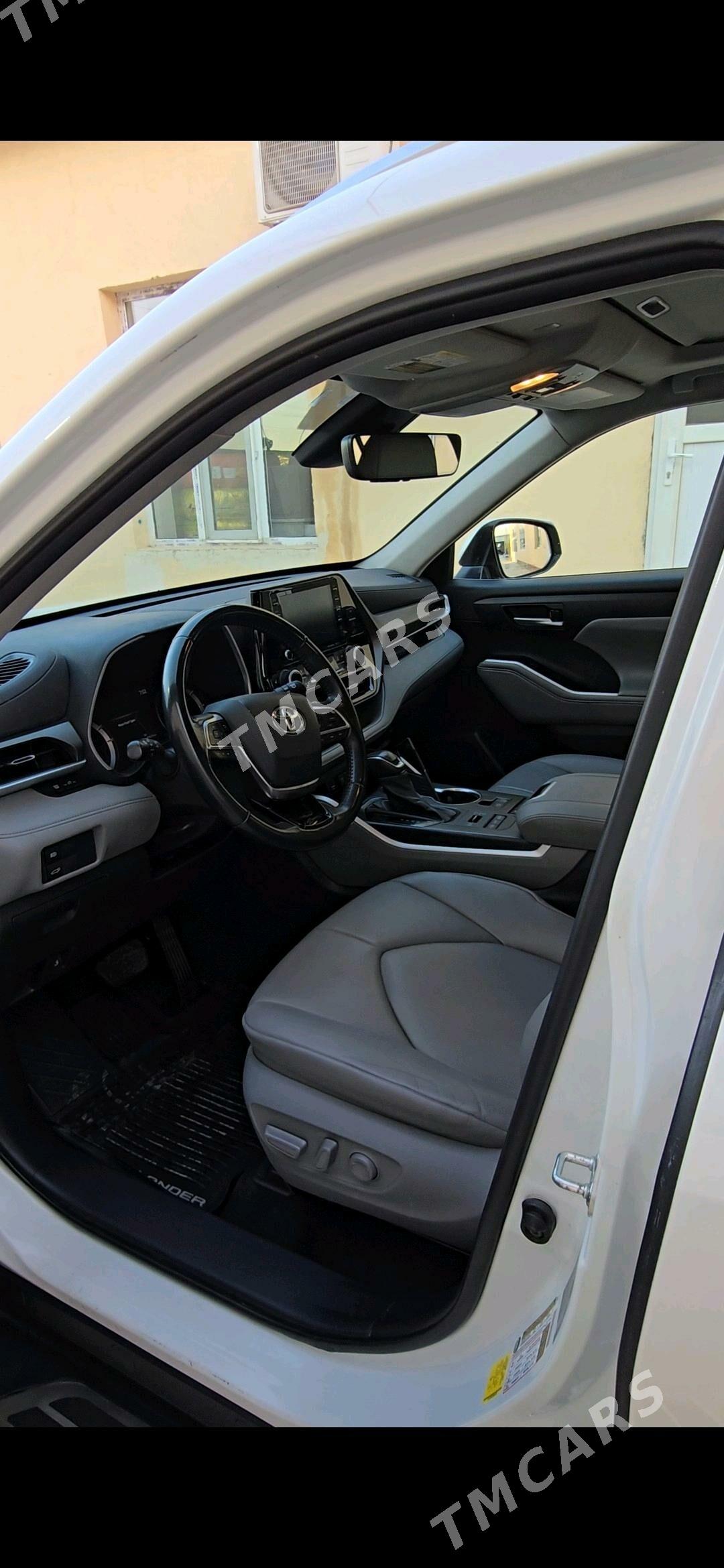 Toyota Highlander 2021 - 620 000 TMT - Aşgabat - img 5