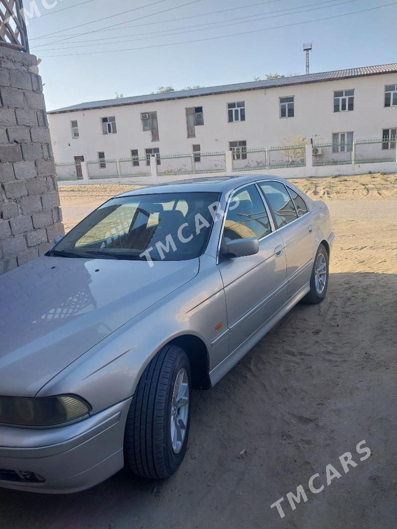 BMW 525 2002 - 95 000 TMT - Esenguly - img 3