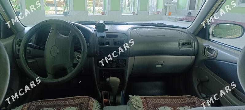 Toyota Corolla 2001 - 88 000 TMT - Türkmenabat - img 3