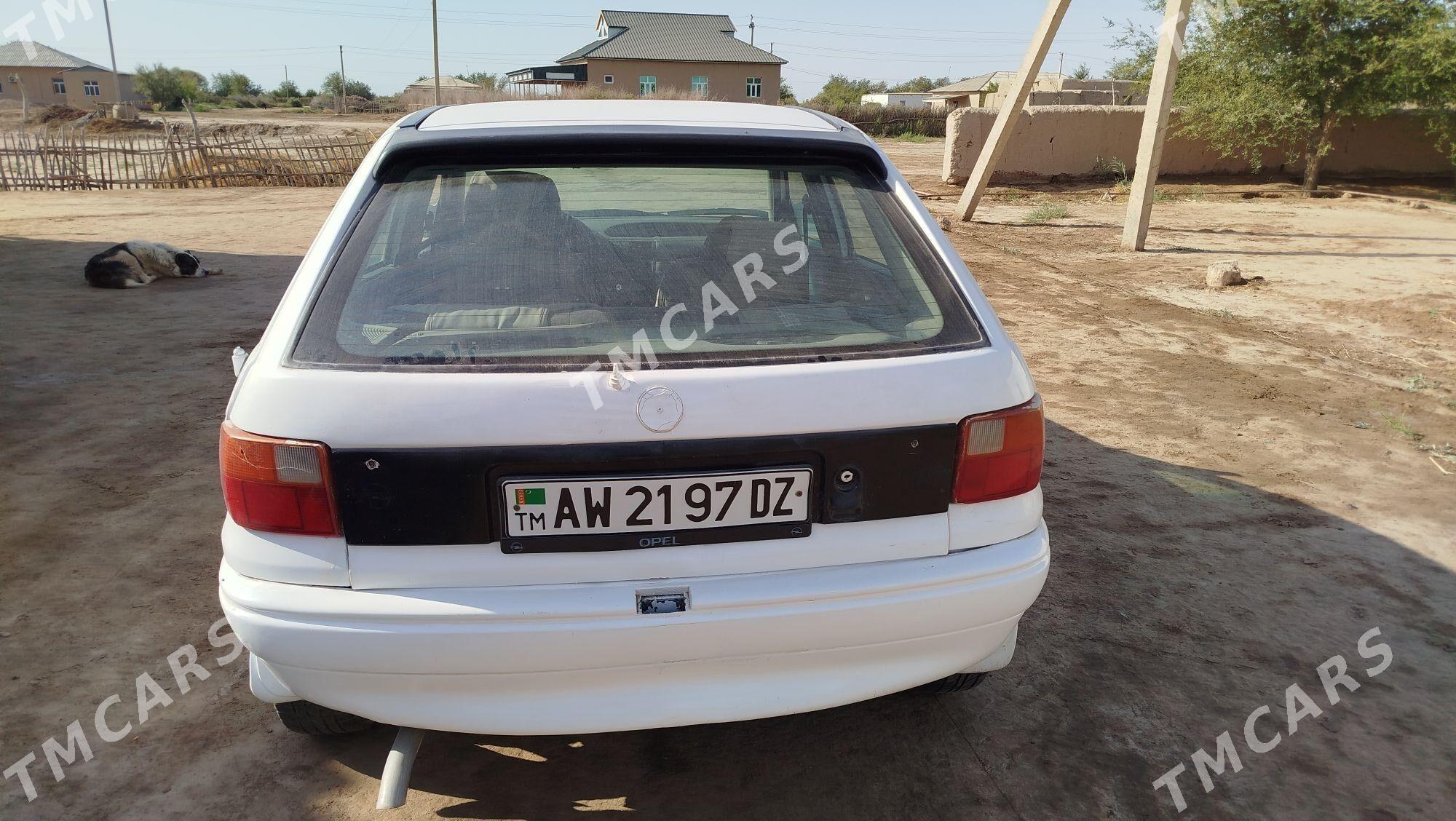 Opel Astra 1992 - 20 000 TMT - етр. Туркменбаши - img 3