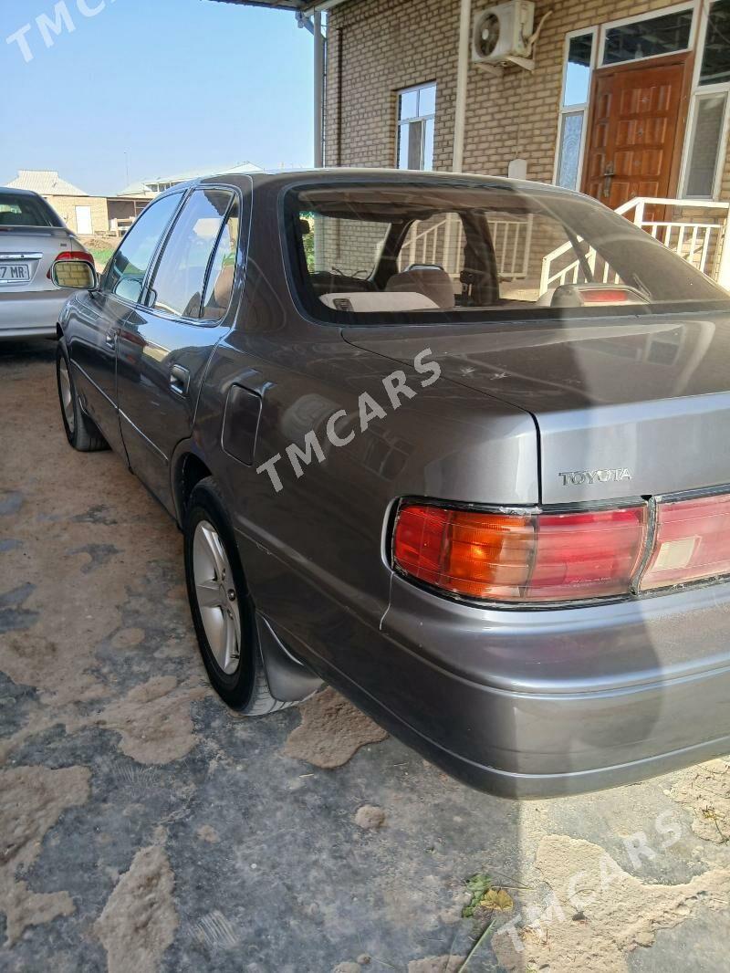 Toyota Camry 1993 - 92 000 TMT - Мары - img 8