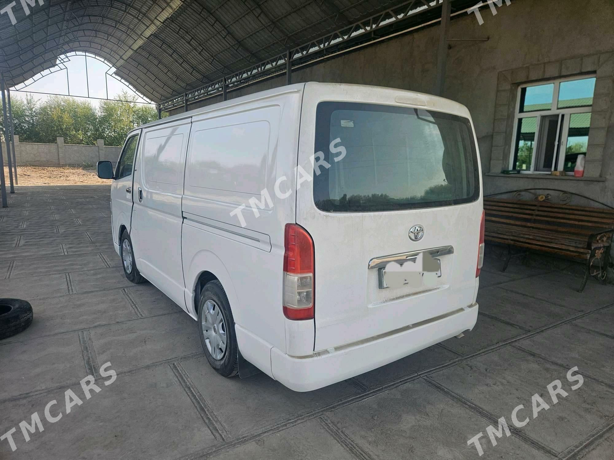 Toyota Hiace 2010 - 250 000 TMT - Türkmenbaşy etr. - img 4