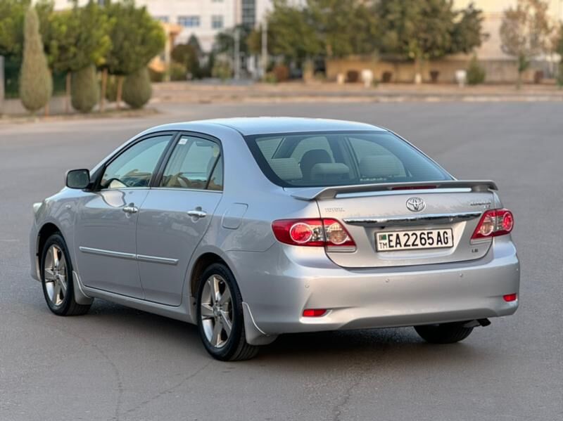 Toyota Corolla 2013 - 210 000 TMT - Aşgabat - img 6