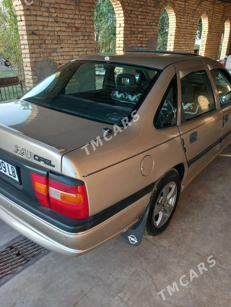 Opel Vectra 1993 - 55 000 TMT - Саят - img 3