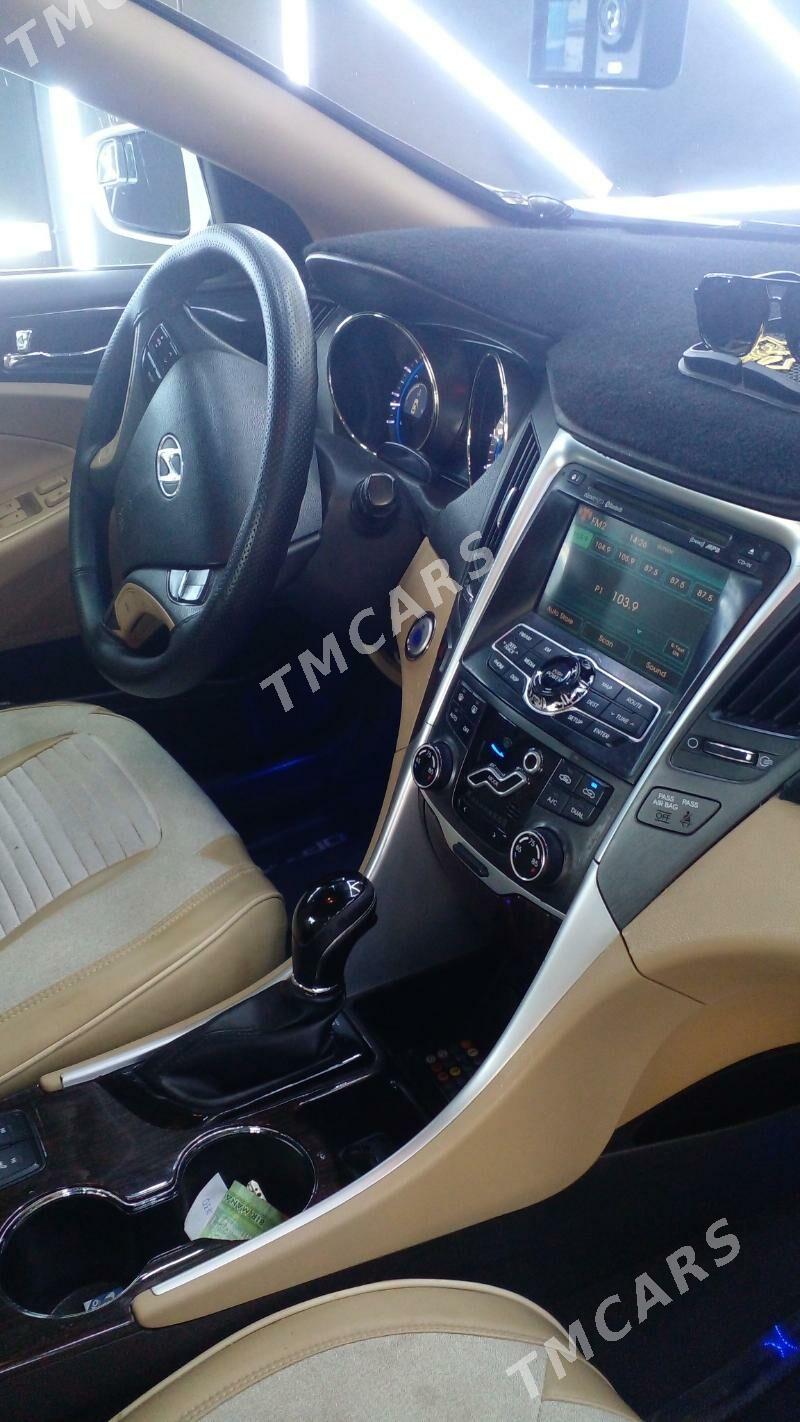 Hyundai Sonata 2012 - 168 000 TMT - Podwoýski köç. (Bitarap Türkmenistan şaýoly) - img 10