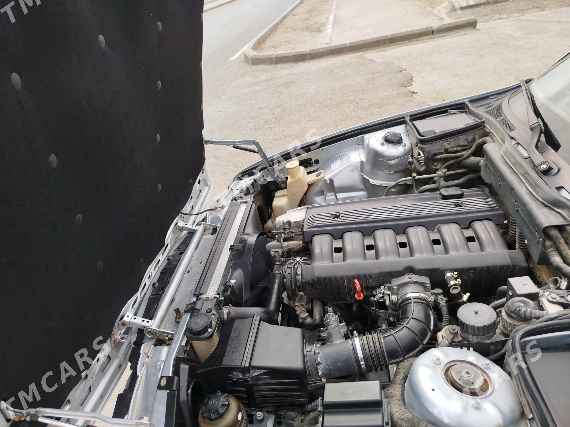 BMW 525 1990 - 75 000 TMT - Balkanabat - img 4