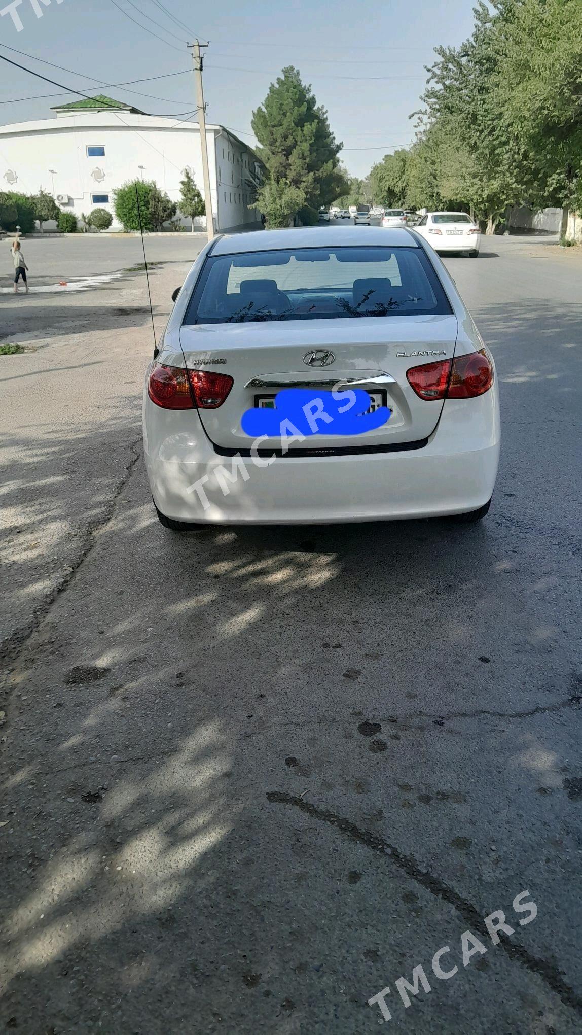 Hyundai Elantra 2010 - 165 000 TMT - Hitrowka - img 2
