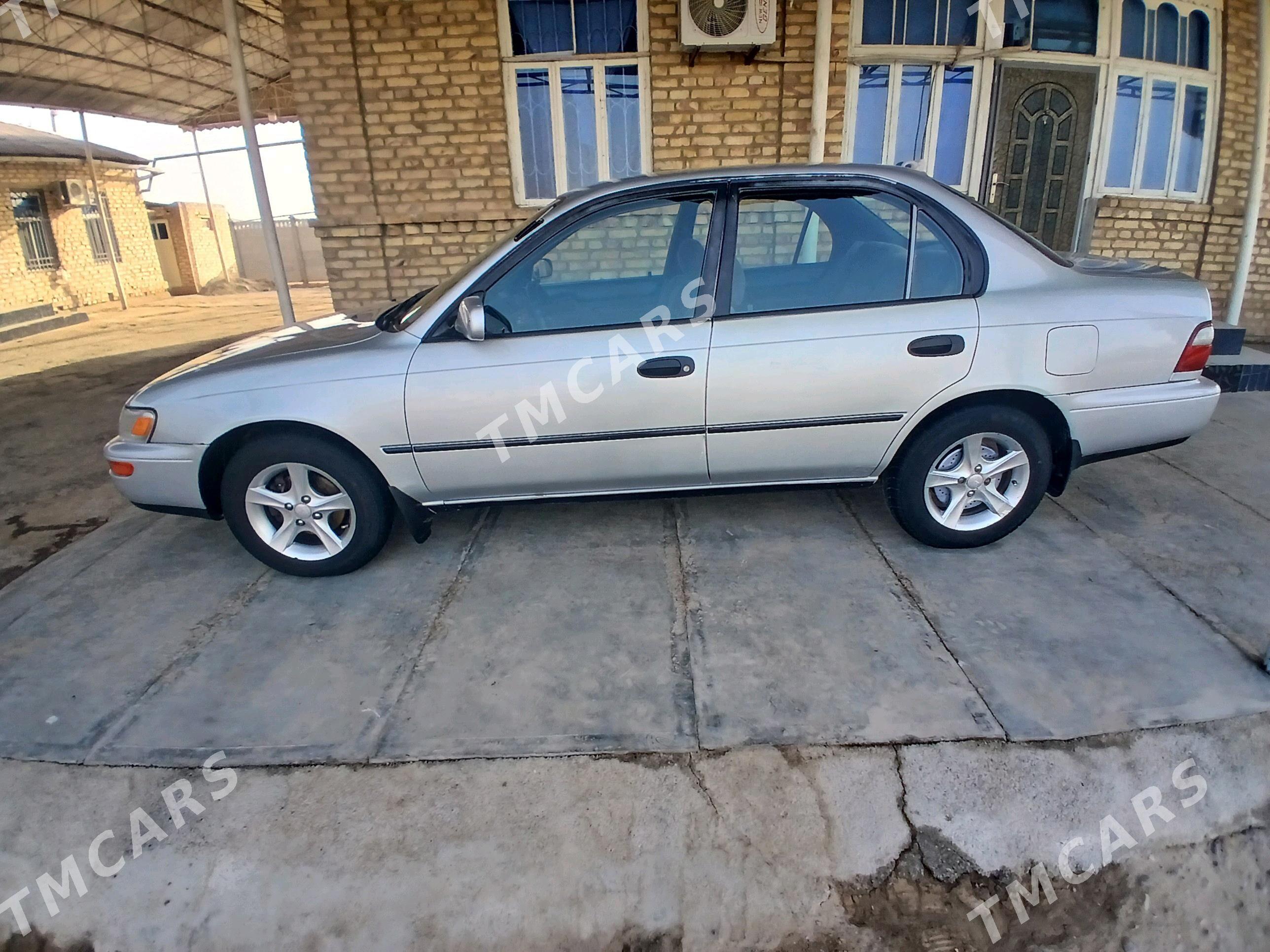 Toyota Corolla 1994 - 85 000 TMT - Мары - img 7