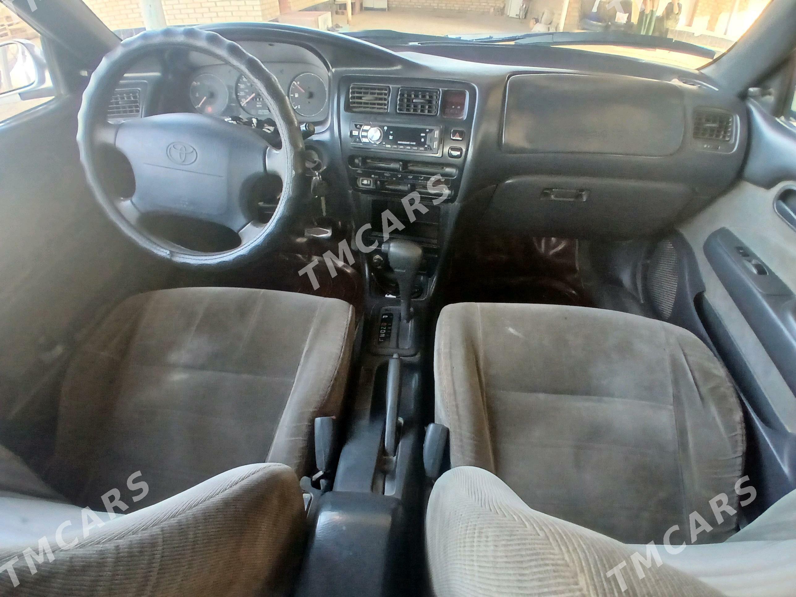 Toyota Corolla 1994 - 85 000 TMT - Мары - img 6