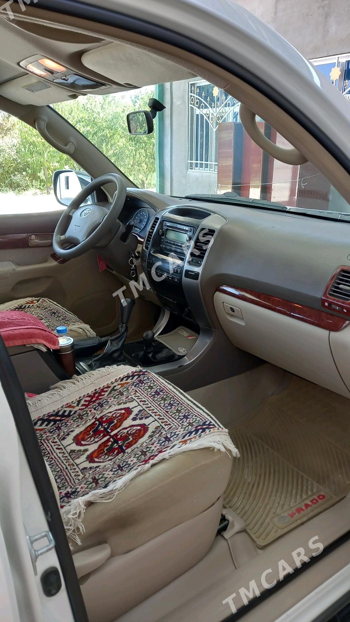Toyota Land Cruiser Prado 2007 - 350 000 TMT - Bäherden - img 2
