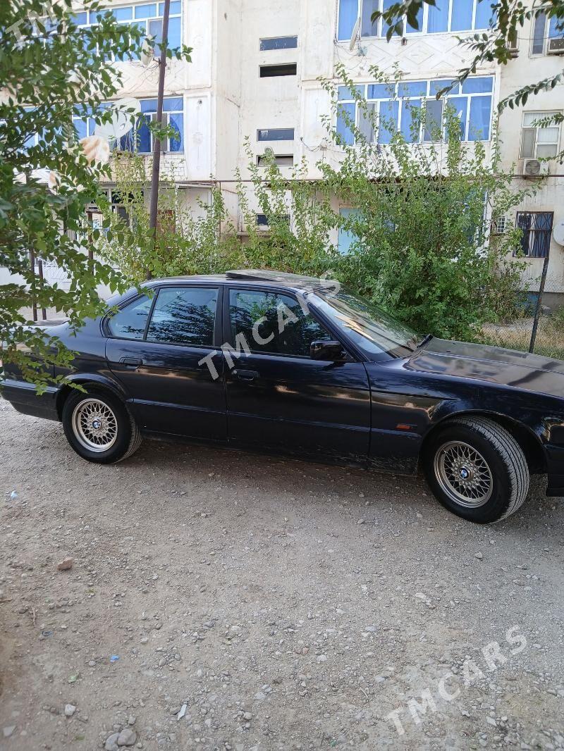 BMW 525 1993 - 65 000 TMT - Balkanabat - img 2