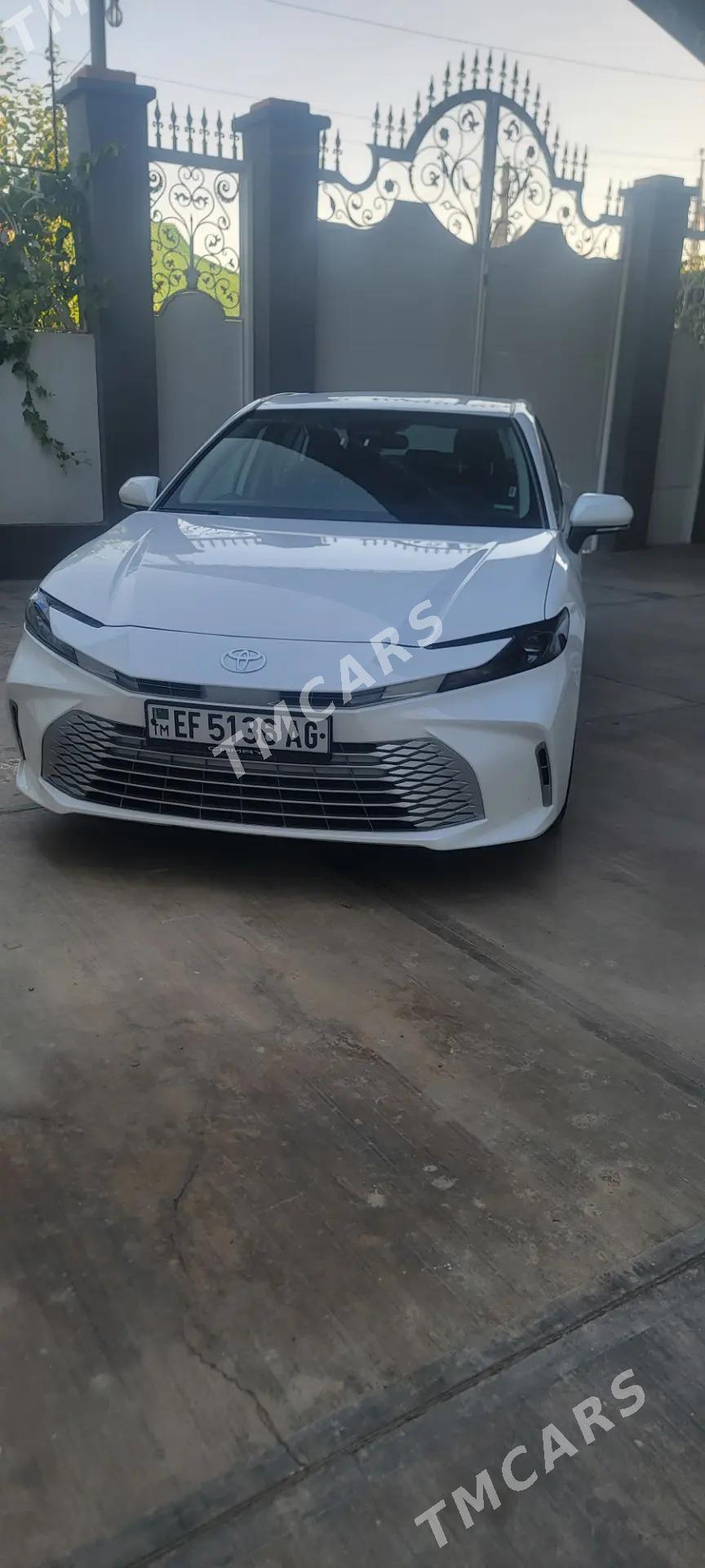 Toyota Camry 2025 - 500 000 TMT - Ашхабад - img 2